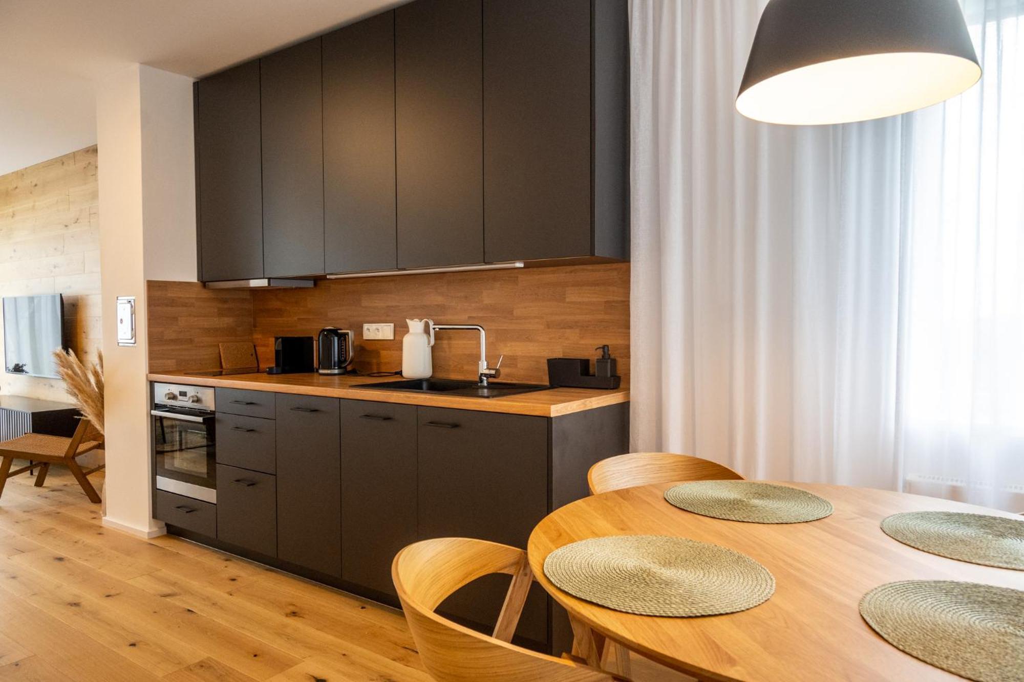 Meadows Apartments Klinovec Лоучна-под-Кліновцем Екстер'єр фото